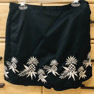 Beautiful TOMMY BAHAMA Golf cotton and silk skort Size 8